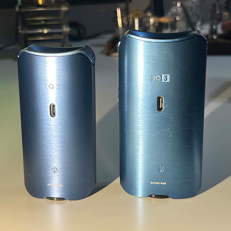 Comparison between IQ2 and IQ3 Vapes