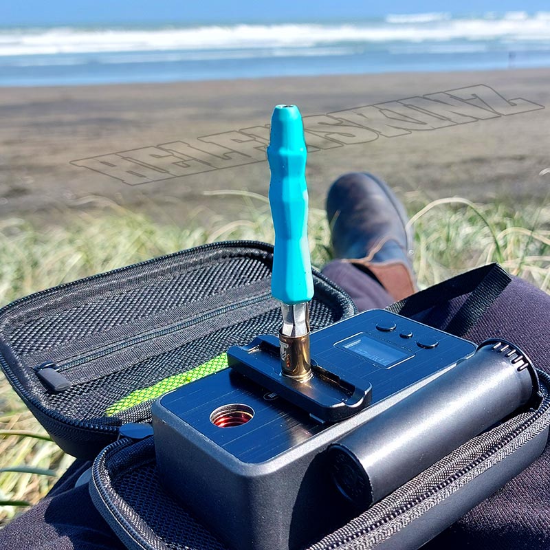 Using the Yllvape "All In Combo" at the Beach NZ